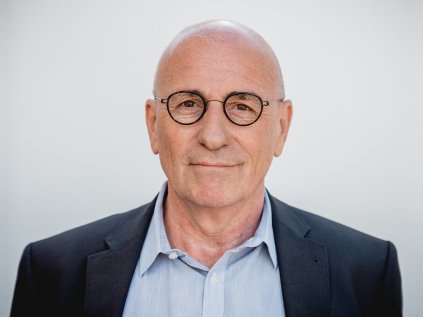 Prof. Dr. Gerhard Danzer – Arzt, Psychologe, Dozent, Autor
