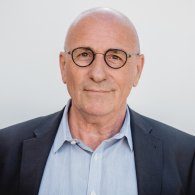 Prof. Dr. med. et phil. G. Danzer - Ärztlicher Direktor